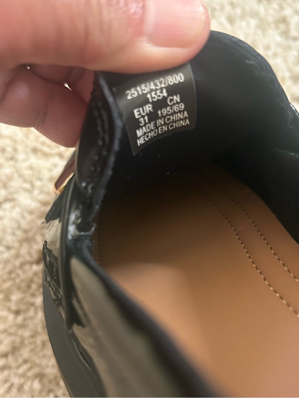 NWOT ZARA Girls Patent Leather Loafer Gold Accent - Picture 6 of 8